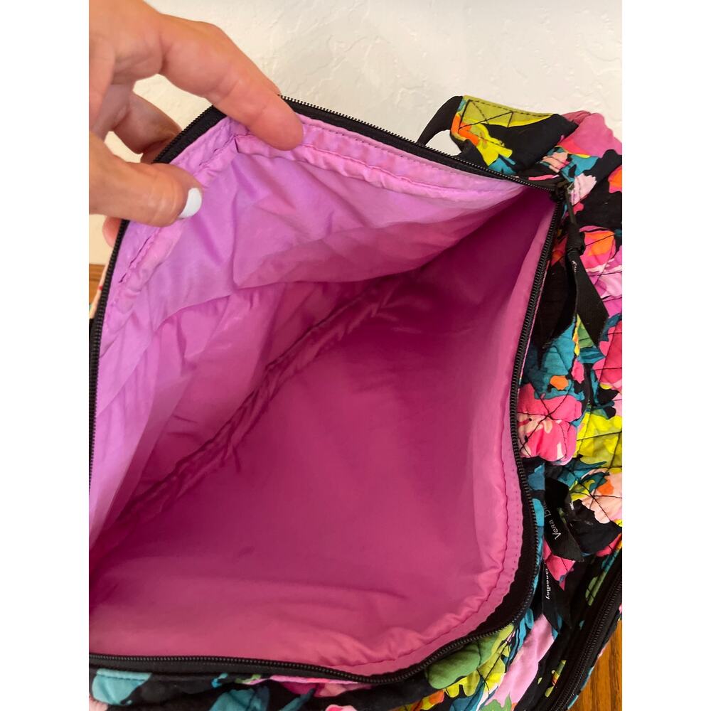 Vera Bradley, large floral quilted backpack - Picture 8 of 12